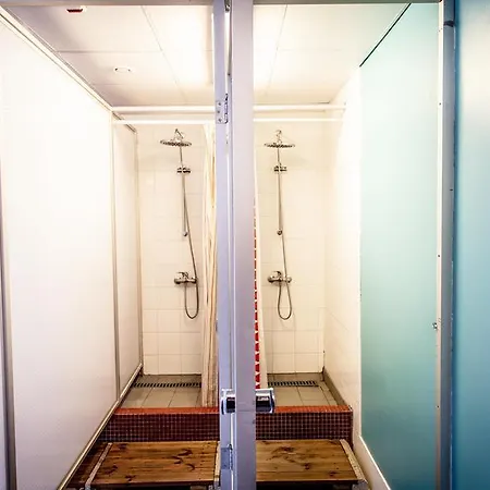 Red Emperor Хостел *