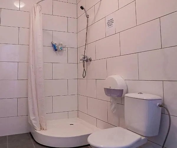 بيت شباب Red Emperor *